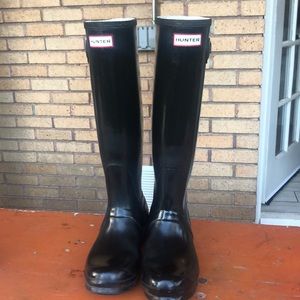Black Hunter Rainboots